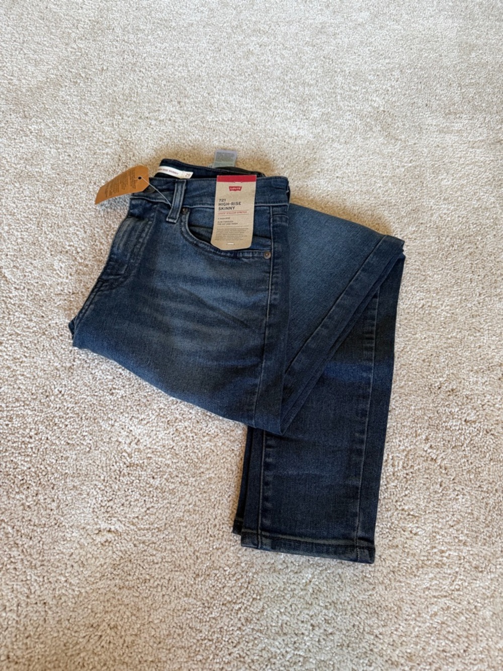 Levi’s Women’s 721 High-Rise Stretch Skinny Jeans (Inseam 28”) - Picture 2 of 5